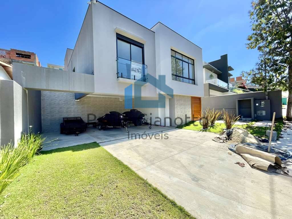 Casa de Condomínio à venda com 3 quartos, 230m² - Foto 3