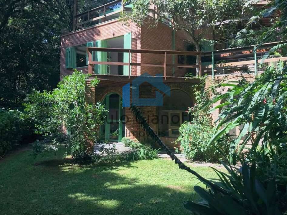 Casa de Condomínio à venda com 4 quartos, 271m² - Foto 1