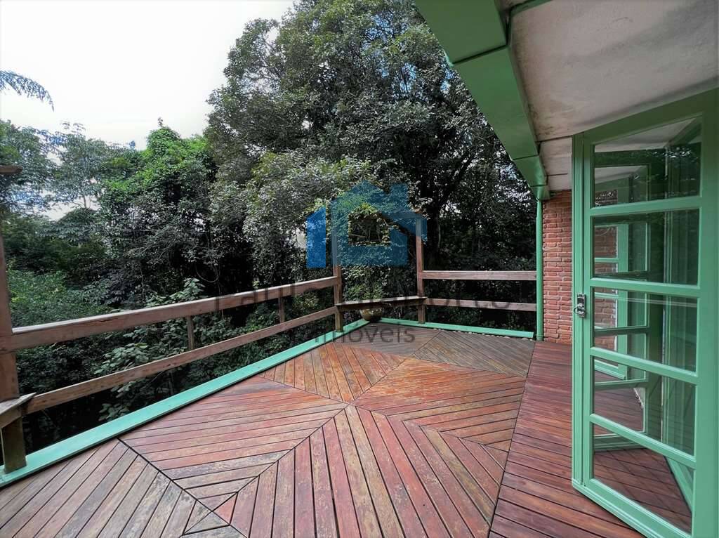 Casa de Condomínio à venda com 4 quartos, 271m² - Foto 2