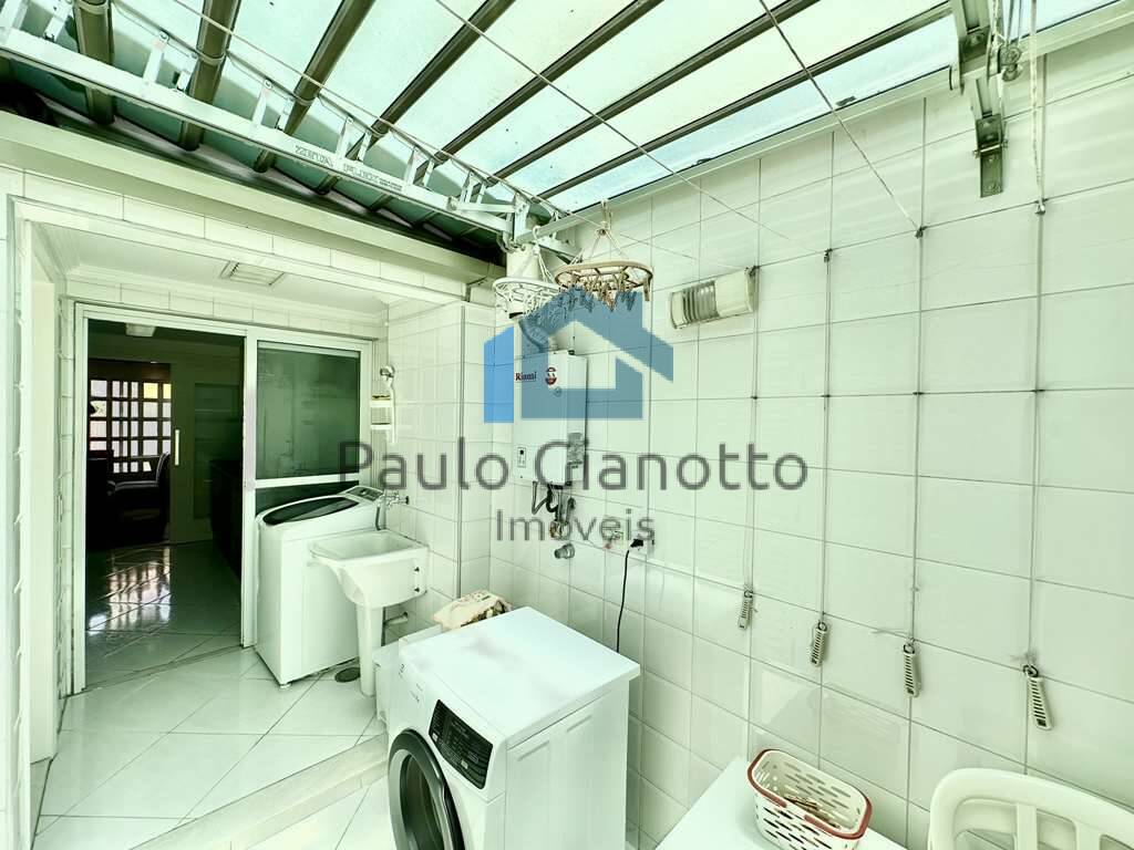 Casa de Condomínio à venda com 3 quartos, 209m² - Foto 18