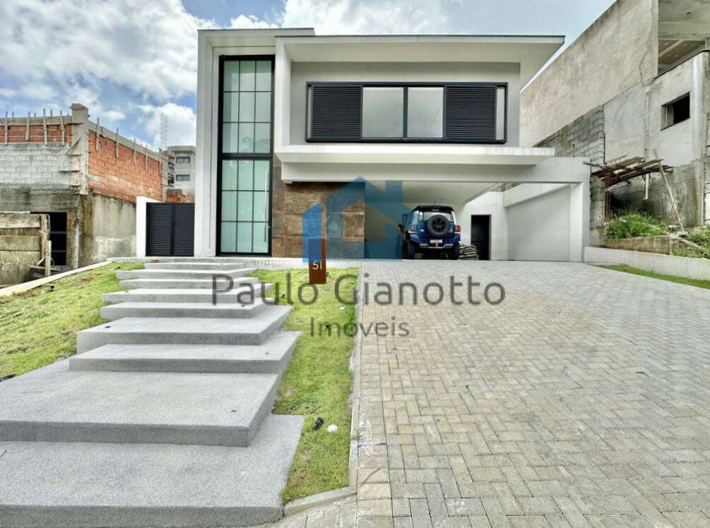 Casa de Condomínio à venda com 3 quartos, 303m² - Foto 3