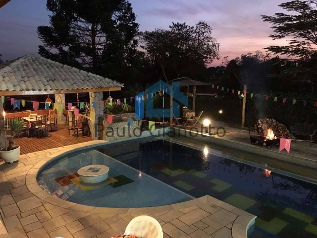 Casa de Condomínio à venda com 4 quartos, 700m² - Foto 2